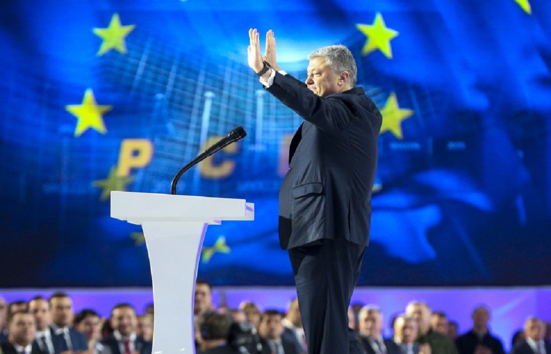 Порошенко официально заявил об участии в выборах президента Украины