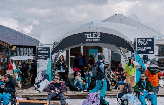 О преимуществах на фестивале Tinkoff RosaFest в Сочи рассказали в Tele2