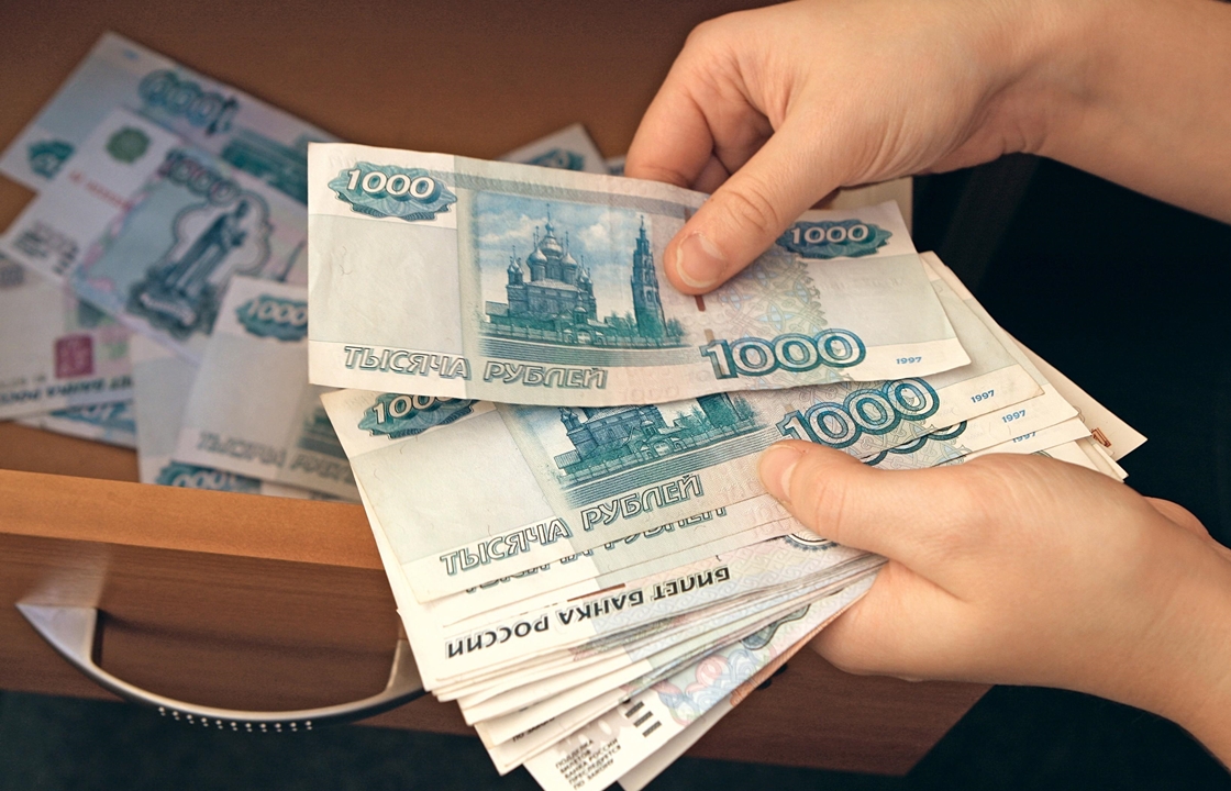 ФСБ поймала бухгалтера ростовской школы по подозрению в хищении 15 млн рублей