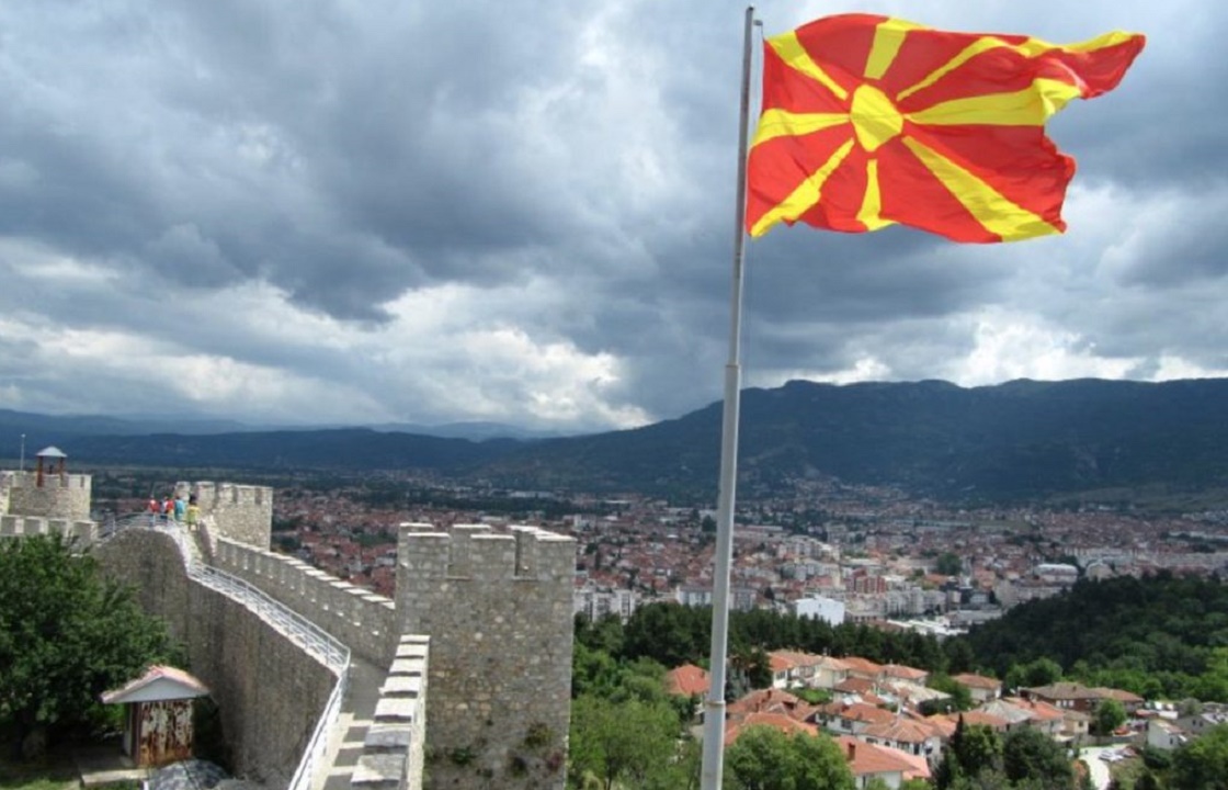 Парламент Македонии изменил название страны из-за претензий Греции