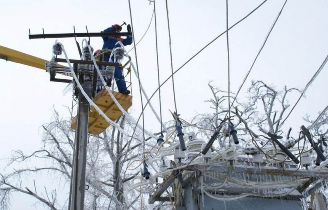 Несколько районов Крыма остались без электричества