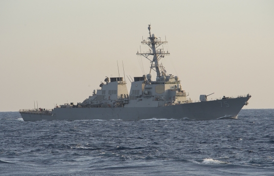 ВМФ России приглядит за американским эсминцем в Черном море