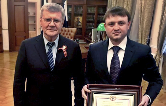 Племянник Арашукова остался в СИЗО, несмотря на грамоты от Бастрыкина и Чайки