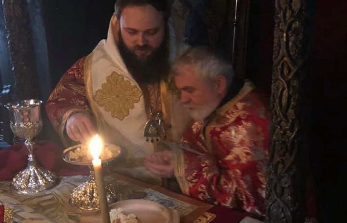 Епископ новой Украинской Церкви совершил первую службу на Афоне. Фото