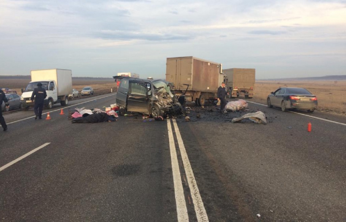 Дтп ставропольский край. ДТП Ставропольский край Кочубеевский район 06.09.2020. Авария в ямках Ставропольский край. Лобовое столкновение на Ставрополье: погибли шесть человек. Авария на трассе Кавказ сотрудником полиции из Ростова.