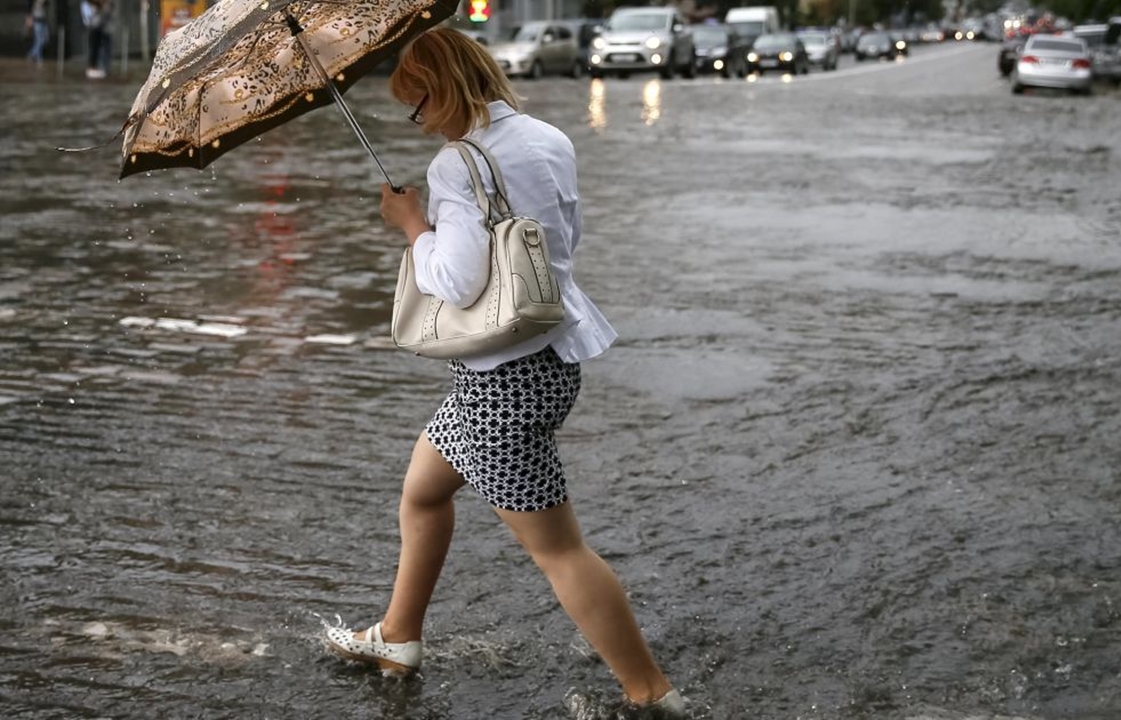 О сильных дождях и подъеме уровня воды в реках рассказали кубанские спасатели
