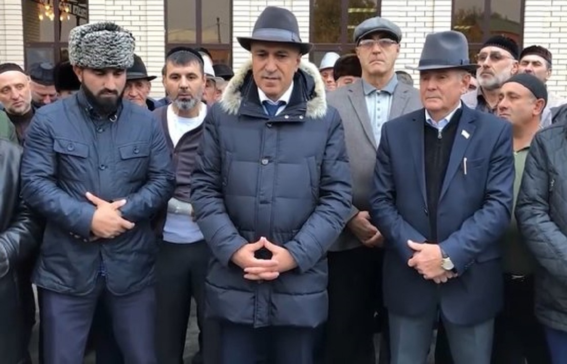 Экс-министра МВД Ингушетии допрашивают по протестным акциям в Магасе. Видео
