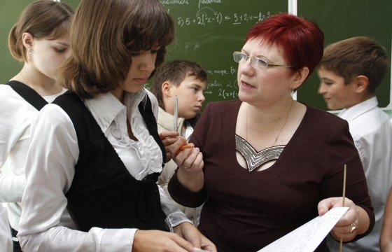 Названа средняя зарплата школьных учителей в Краснодарском крае