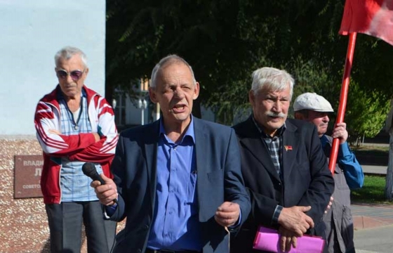 Вслед за Екатеринбургом: астраханский справедливоросс выступил против храма в сквере – СМИ
