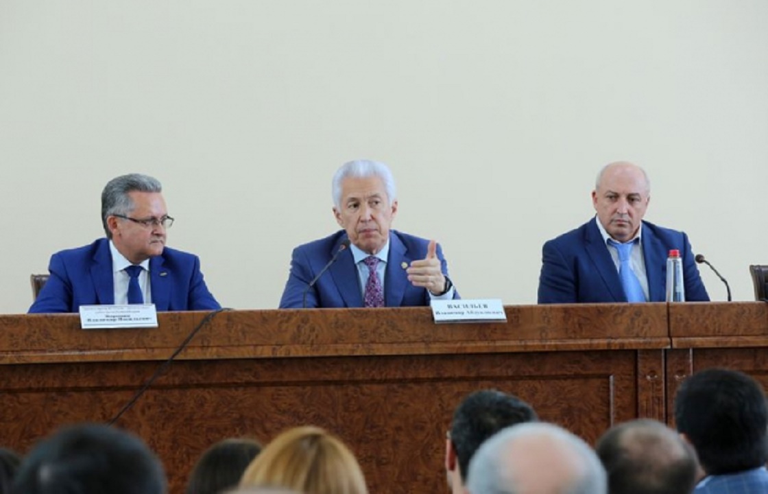 В Дагестане сменился главный судебный пристав