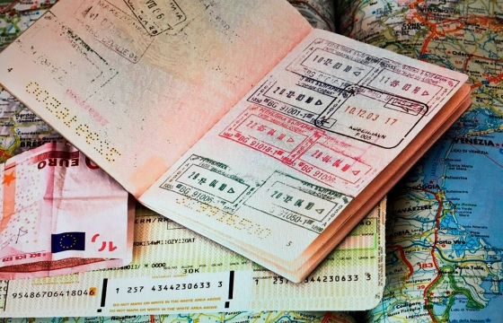 Названы европейские страны, чаще других отказывающие россиянам в визах