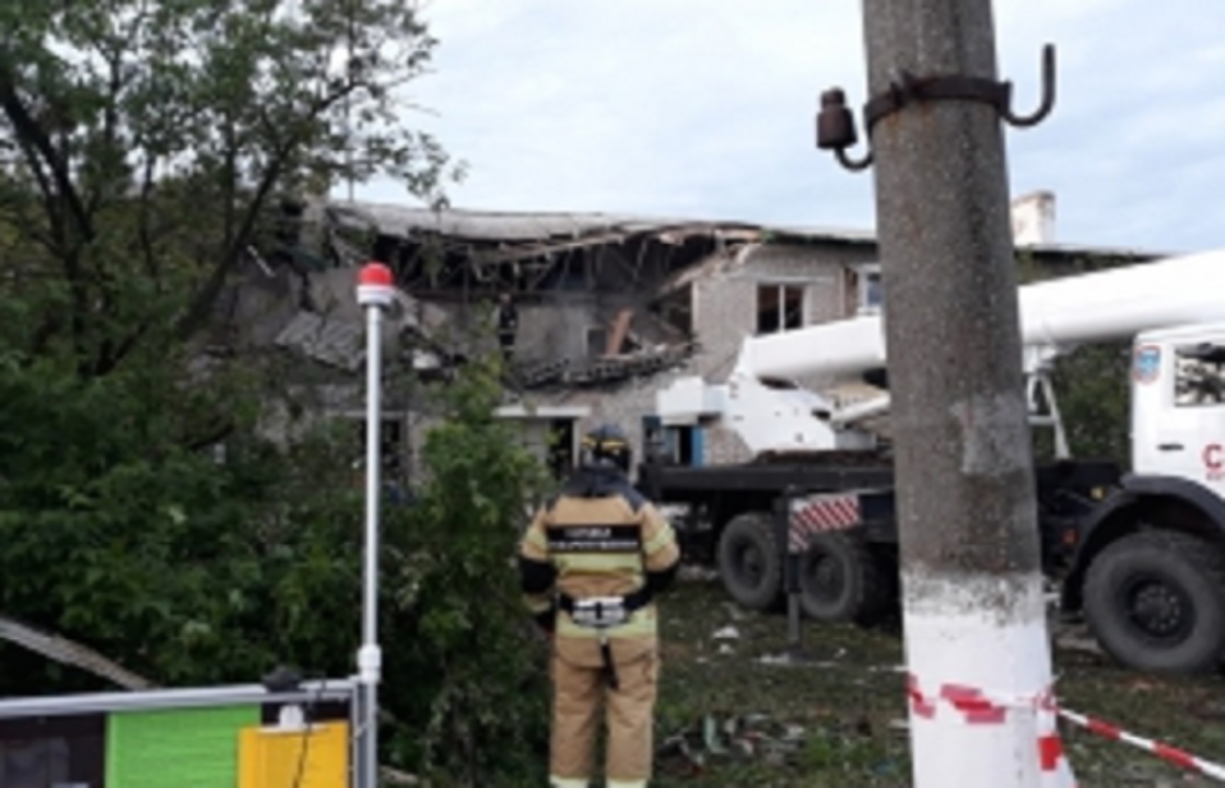 Два человека погибли при взрыве в поселке под Ростовом. Подробности