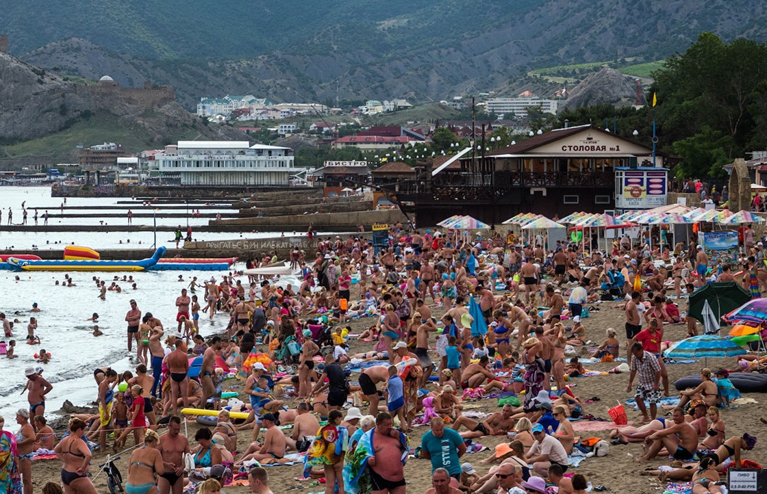 Ялта, Евпатория и Сочи: стали известны популярные города для летнего отдыха