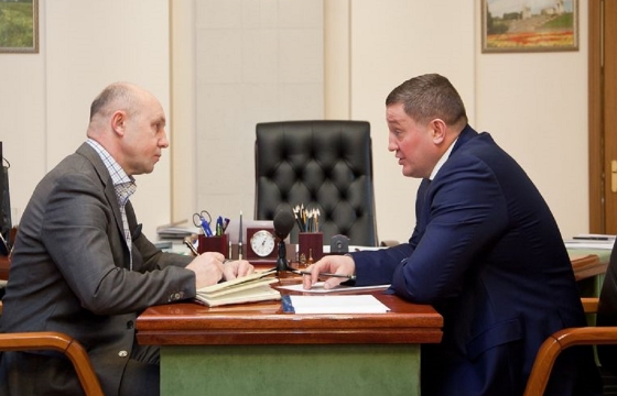 Диссертация подавшего в суд на учительницу чиновника из Волгограда оказалась «засекреченной»