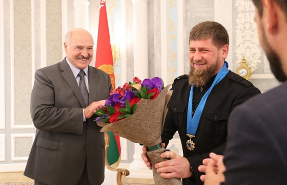 Президент Беларуси наградил брата Рамзана Кадырова орденом Дружбы