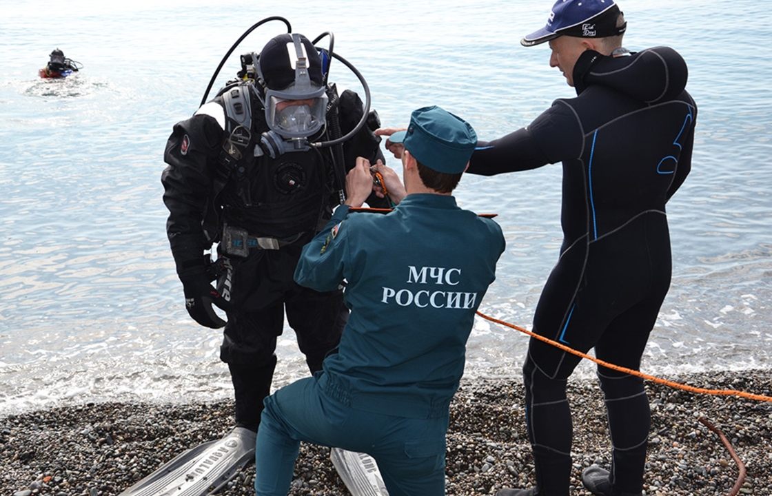 Астраханские водолазы подключились к поиску трупа мужчины