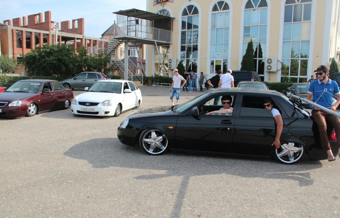 "Лада" остается любимой маркой автомобиля на Кавказе и в Калмыкии