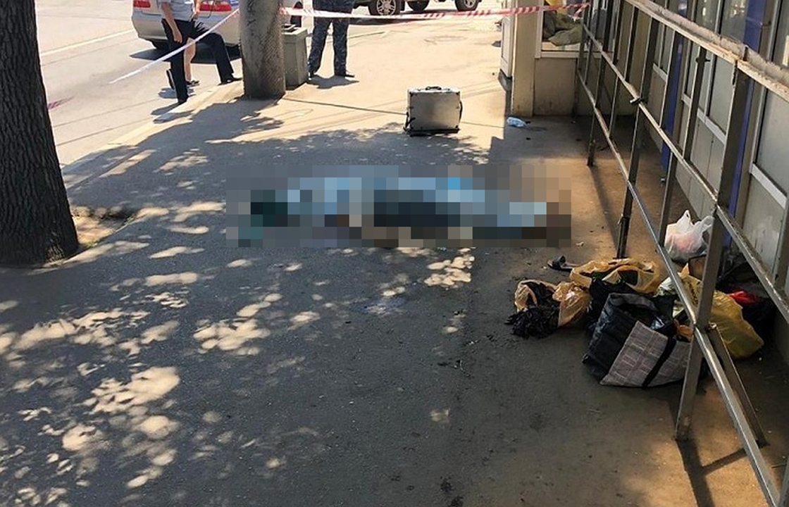 Пьяный мужчина в центре Краснодара зарезал экс-сожительницу