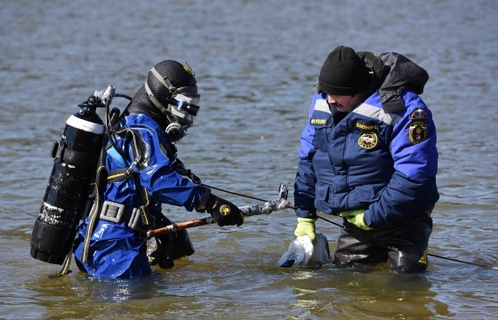 В Астрахани водолазы ищут пропавшего мужчину