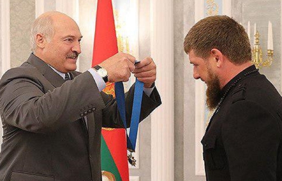 Лукашенко объяснил, почему наградил Рамзана Кадырова
