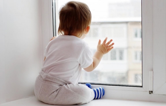 В Крыму младенец выпал из окна на пятом этаже