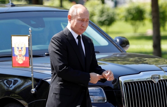 Машину как у Путина можно будет купить в этом году