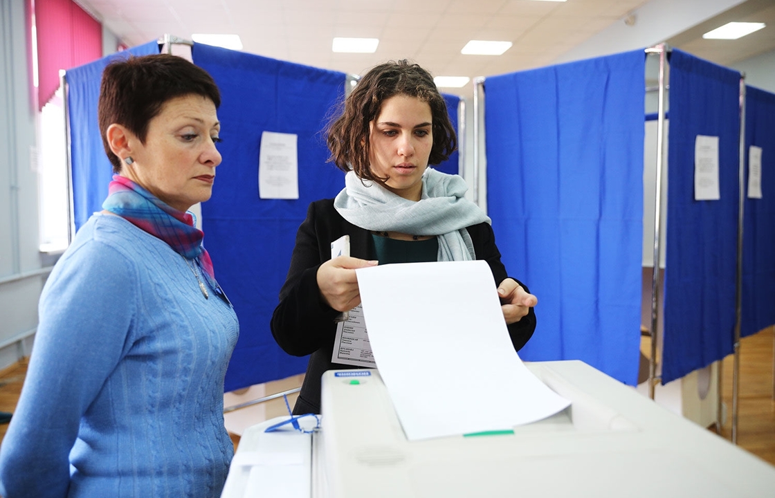 В подготовке и проведении выборов задействованы более 19 тыс человек – избирком Кубани