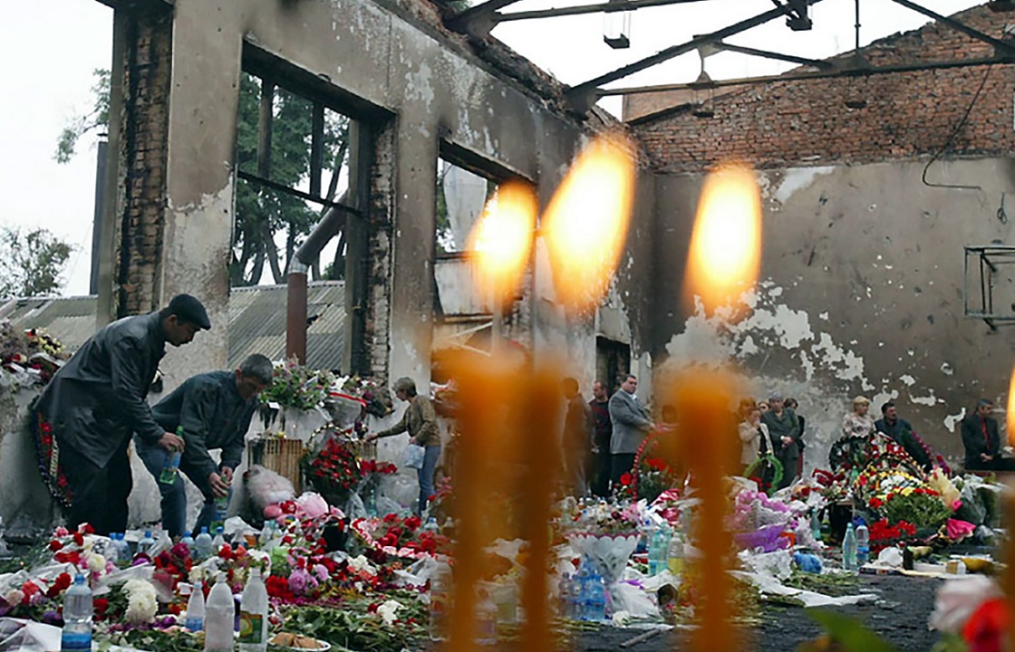 После фильма Дудя жертв теракта в Беслане затравили в соцсетях