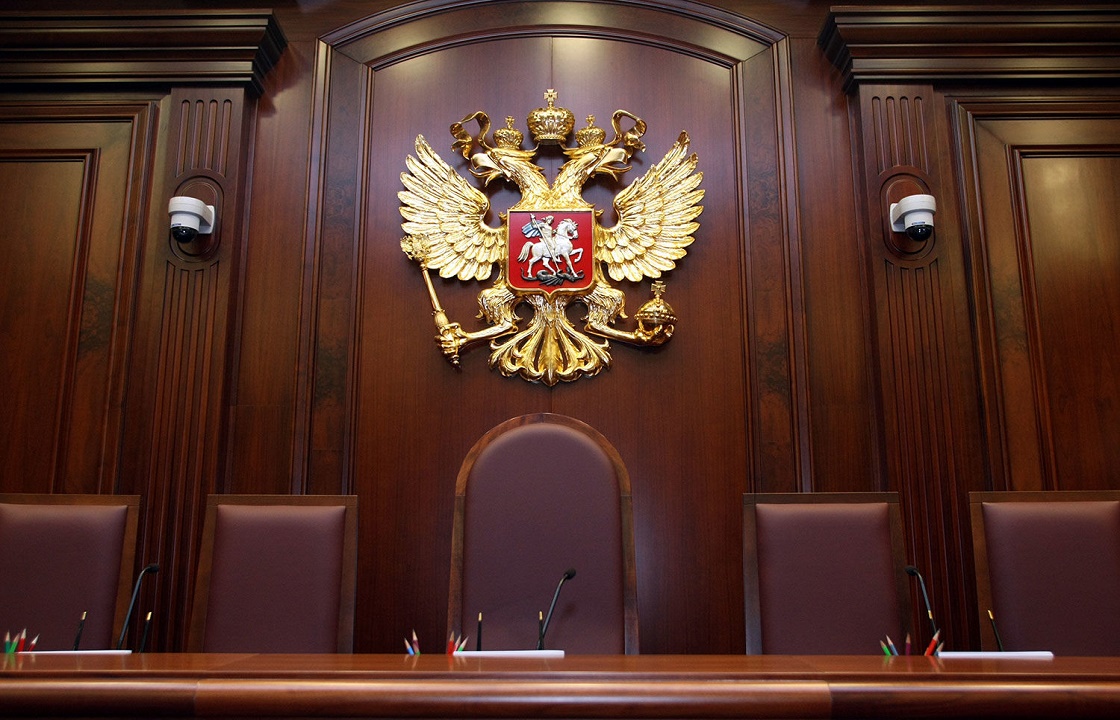 Обматерившего судью пенсионера из Волжского будут судить повторно