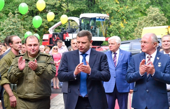 «Хорошее образование» - власти объяснили, почему экс-глава ДНР стал мэром Элисты