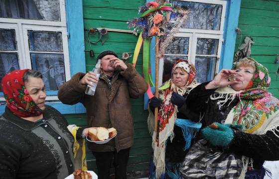 Стало известно, сколько российские семьи потратят на Новый год