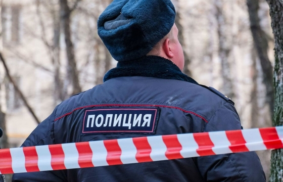 Астраханские следователи разберутся в гибели мужчины, упавшего с крыши гаража