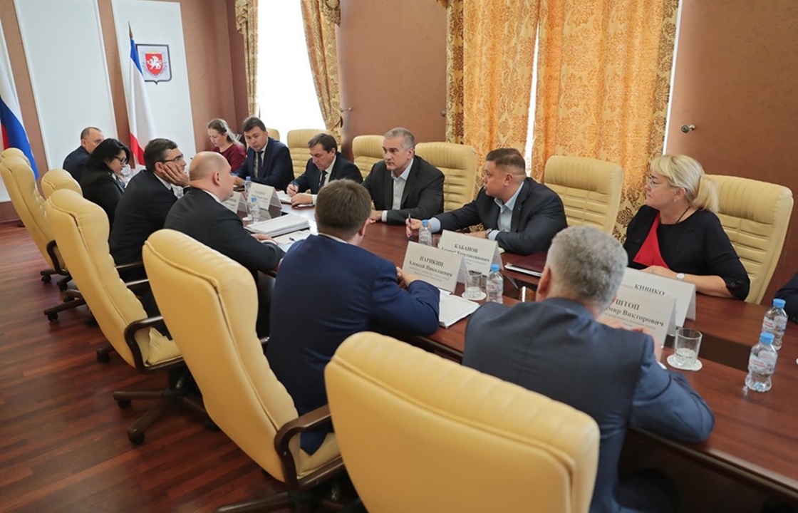 Власти Севастополя и Крыма договорились об установлении границ