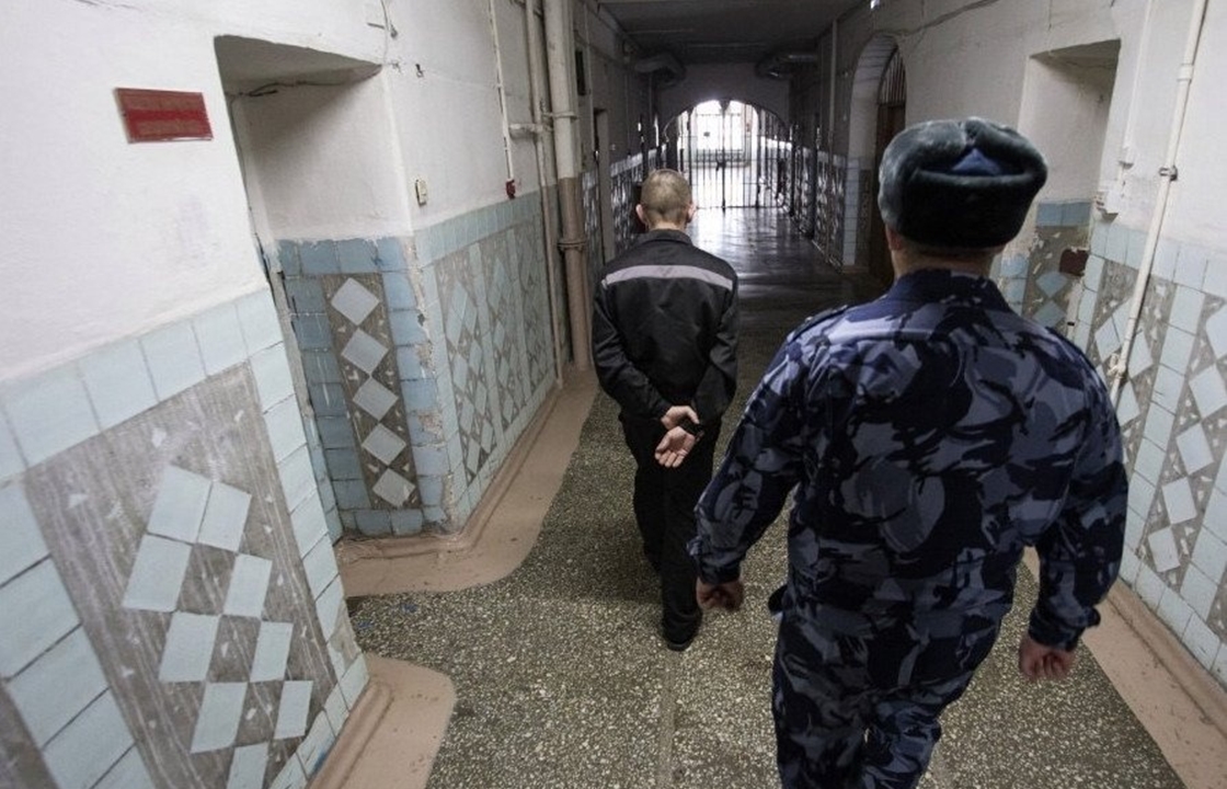 4 года колонии получил заключенный за удар сотрудника крымского ФСИН