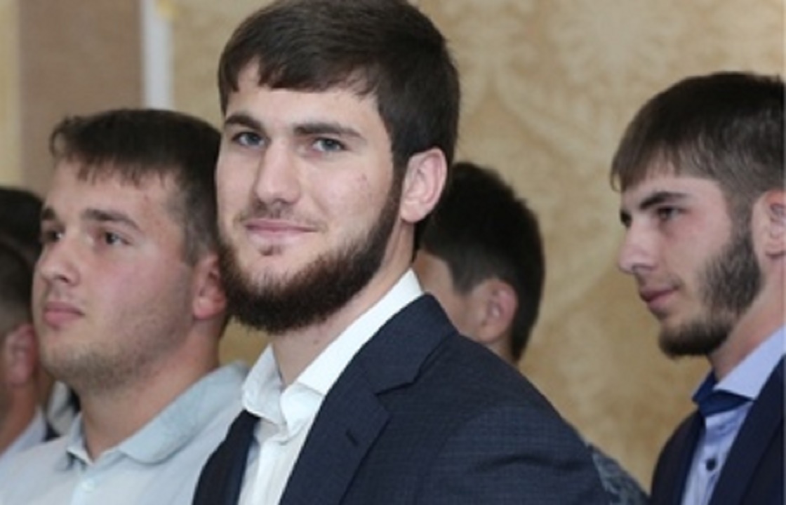 22-летний сын телохранителя Кадырова возглавил миграционное управление МВД Чечни