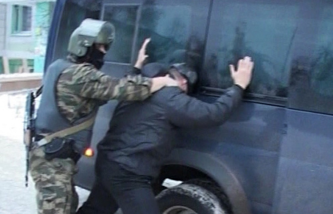 ФСБ опубликовало видео задержания членов дагестанского ОПГ «Шараповские»