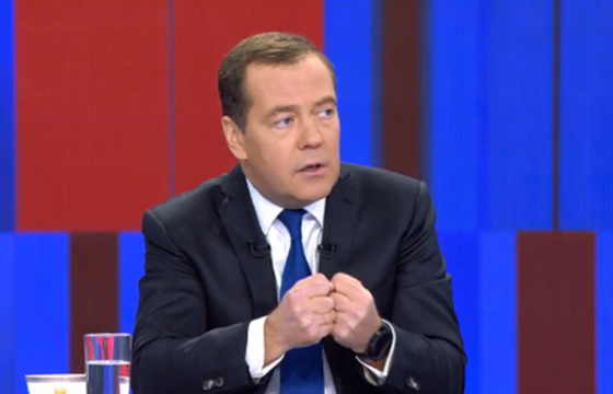 Нельзя оставлять наедине с собой: Медведев рассказал, что будут делать с детьми из Ирака и Сирии
