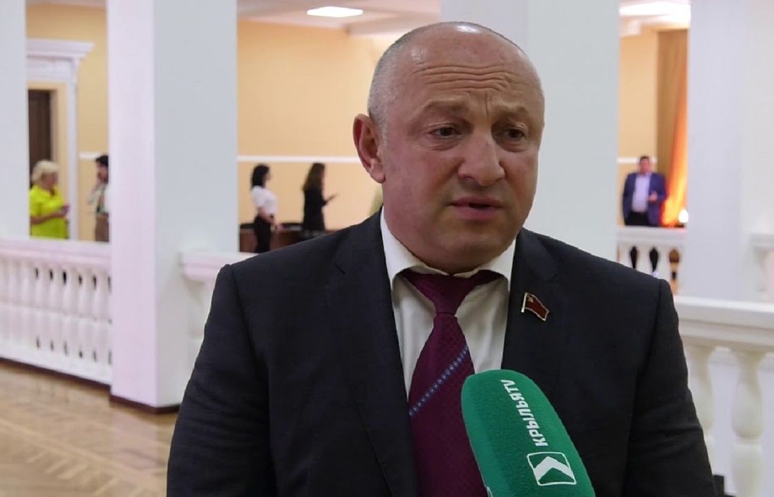 Депутат-коммунист из Северной Осетии выиграл иск к СМИ на один рубль