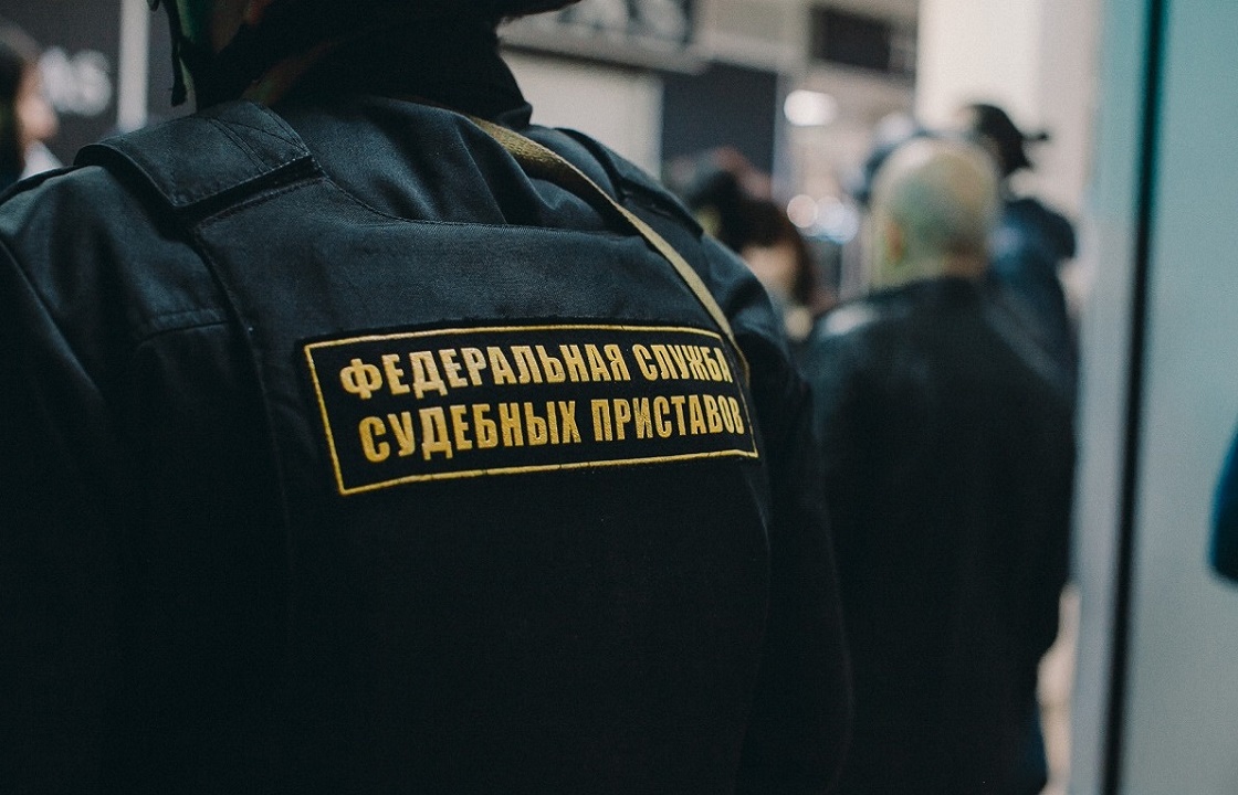 Более 13 тысяч жителей Чечни задолжали по кредитам