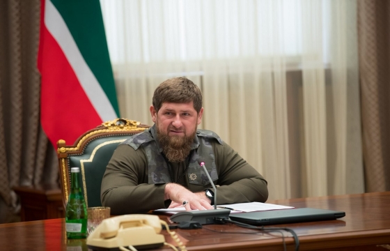 Рамзан Кадыров вышел на работу на фоне слухов об уходе
