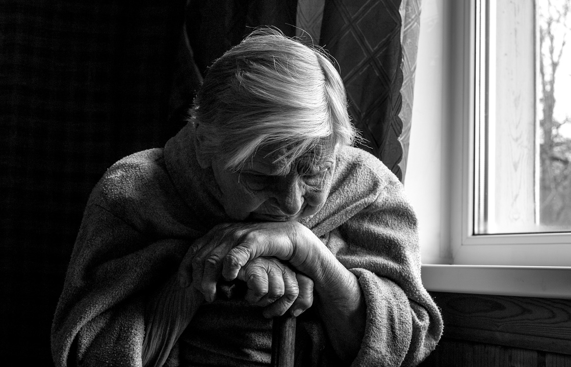 «Помощник депутата» из Астрахани обманул 94-летнюю ветерана на 300 тысяч