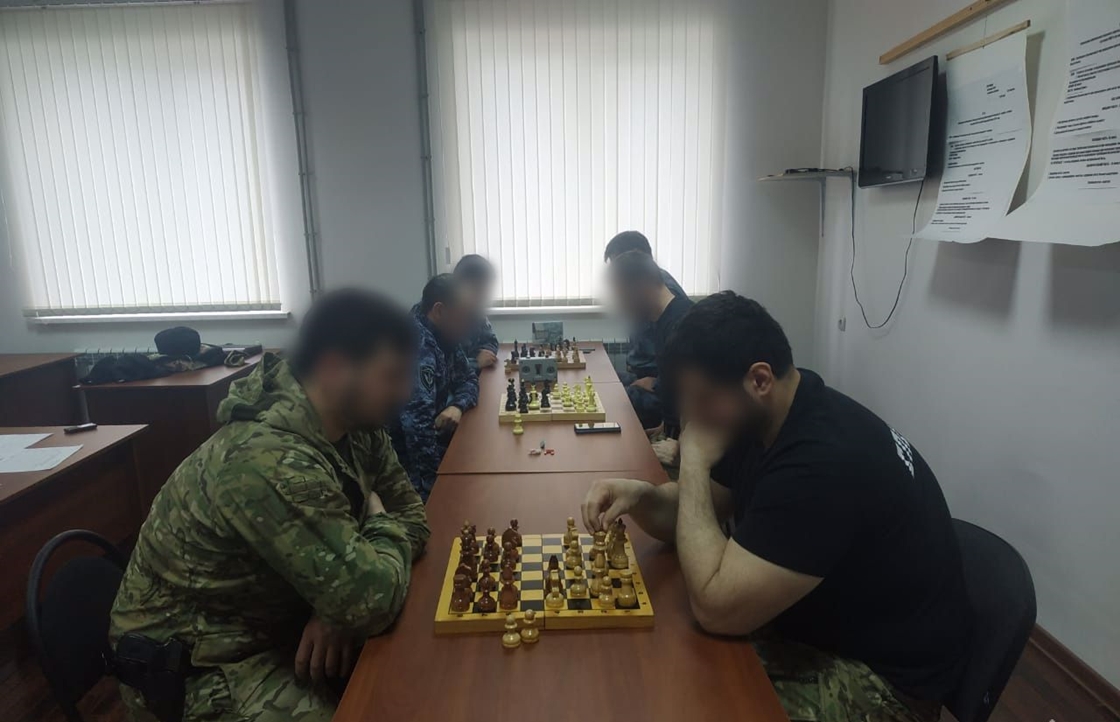 Ингушский СОБР одолел местный ОМОН на шахматном чемпионате