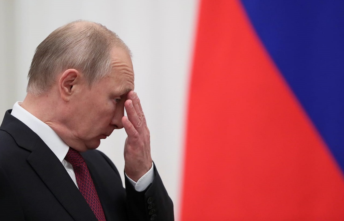 «Игра в наперстки»: Кремль о недоверии россиян к Путину