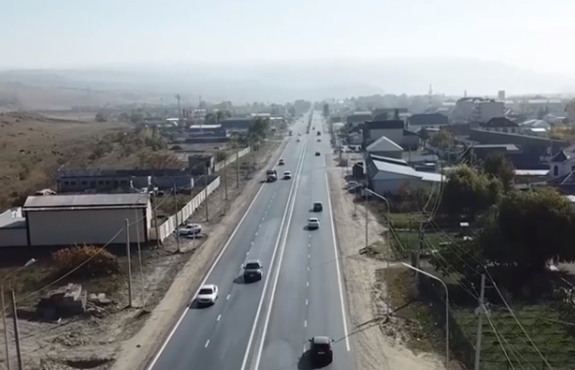 Модернизация трассы в Карачаево-Черкесии сократила путь до курортов региона. Видео