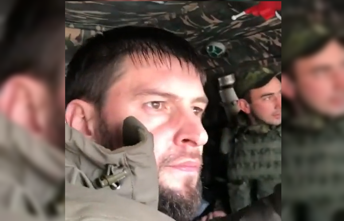 Люди Кадырова приехали на экскурсию в Пальмиру. Видео