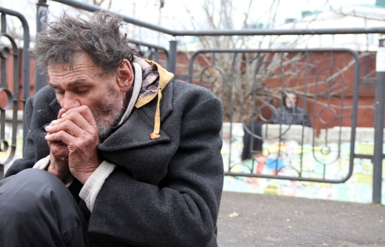 Бездомного матерщинника судят в Краснодаре