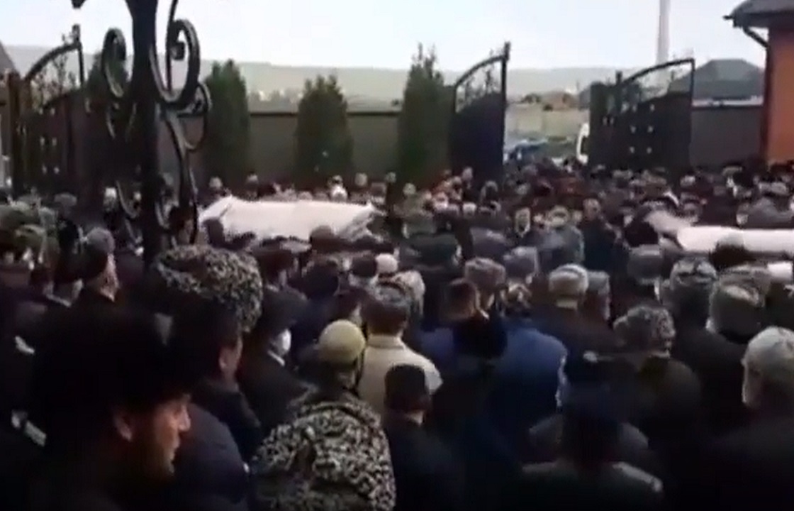 Самоизоляция в Ингушетии не работает: все село пришло на похороны - медиа
