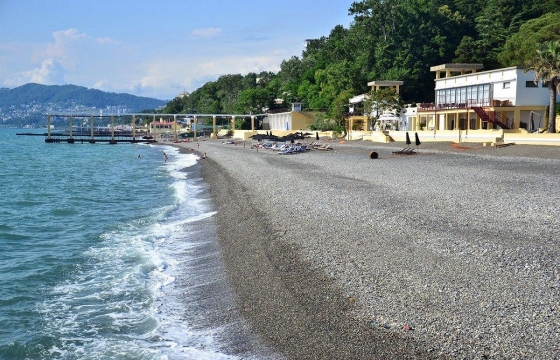 Коронавирусу вопреки: пляжи Сочи готовят к курортному сезону