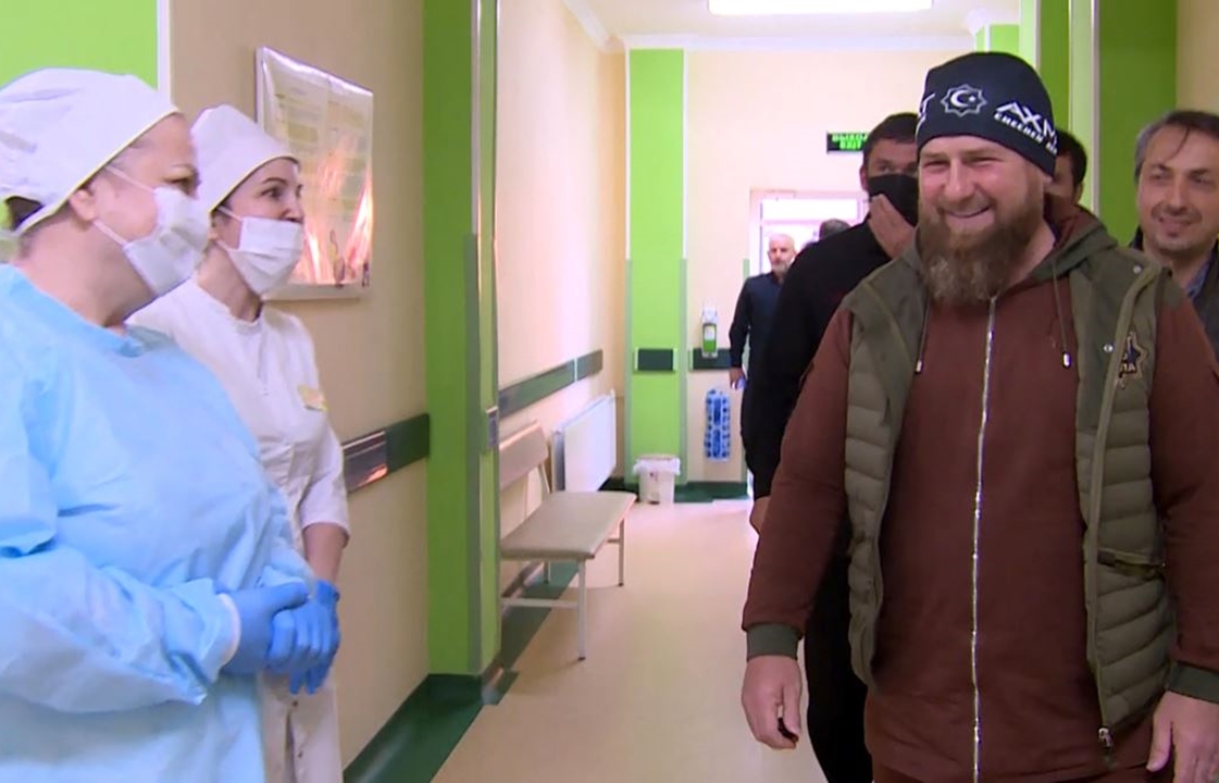 В медиа распространяются слухи о госпитализации Кадырова с коронавирусом