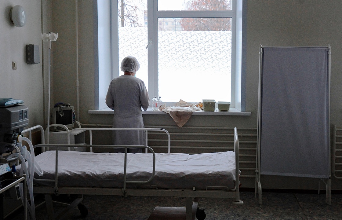 Пациент из Ростова попросил позвонить и сбежал со смартфоном соседа по палате